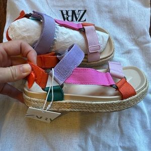 NWT Zara size 30 (12.5 USA) Teva like sandal